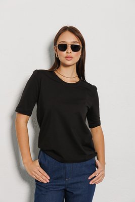 Базовая черная футболка с удлиненным рукавом 69001 чорний фото